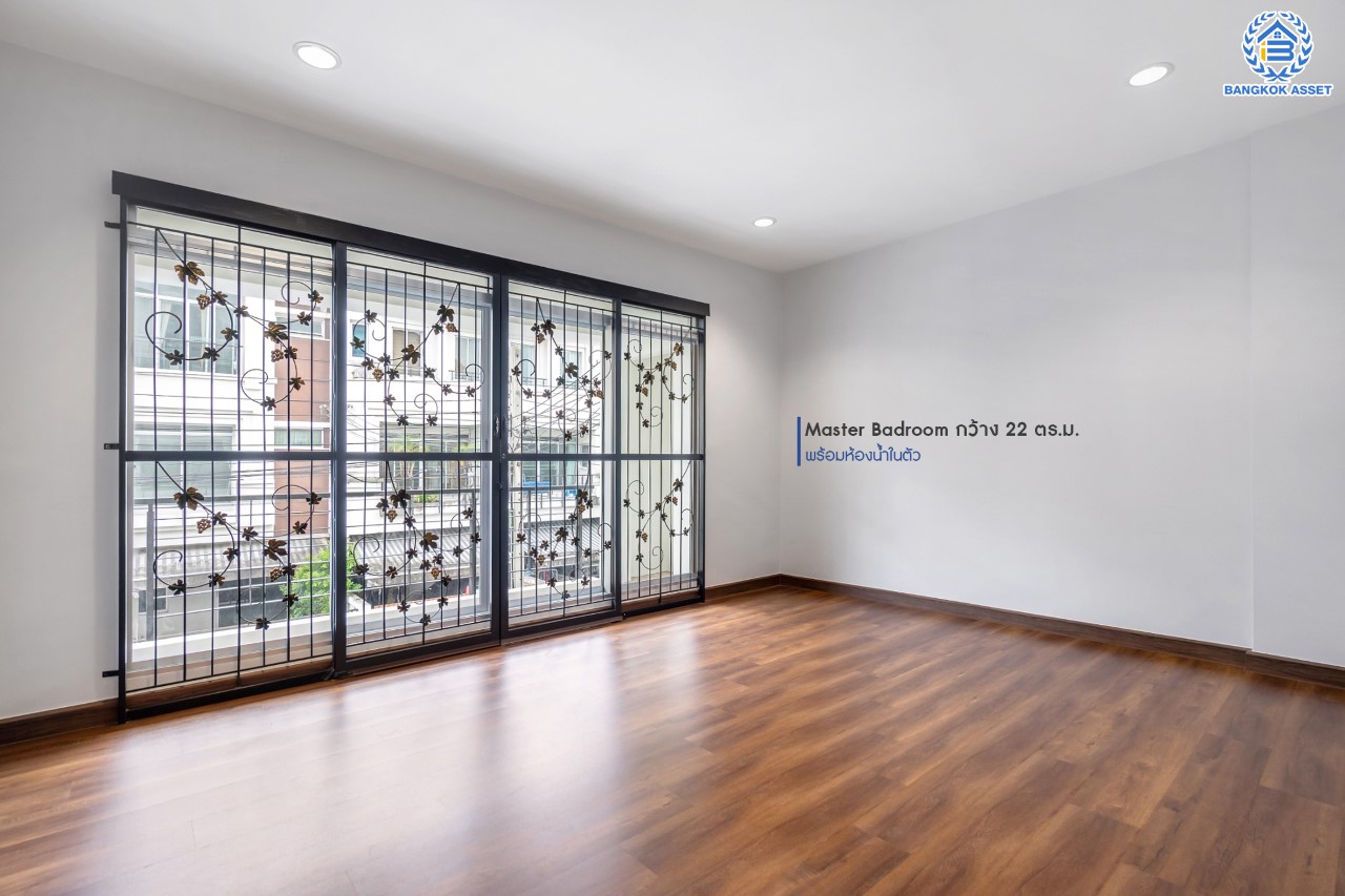 บ้านมือสองตกแต่งใหม่ ม.บ้านกลางเมืองสวิสทาวน์ เกษตร-นวมินทร์ แบรนด์ AP เนื้อที่ 20 ตร.ว. ฟังก์ชัน 3 ห้องนอน 3 ห้องน้ำ 2 ที่จอดรถ ชีวิตแสนสงบ สภาพแวดล้อมเยี่ยม เชื่อมต่อ ถ.พหลโยธิน, ถ.เกษตร-นวมินทร์ ใกล้ ม.เกษตร และรถไฟฟ้าสายสีเขียว "สถานีมหาวิทยาลัยเกษตรศาสตร์"...